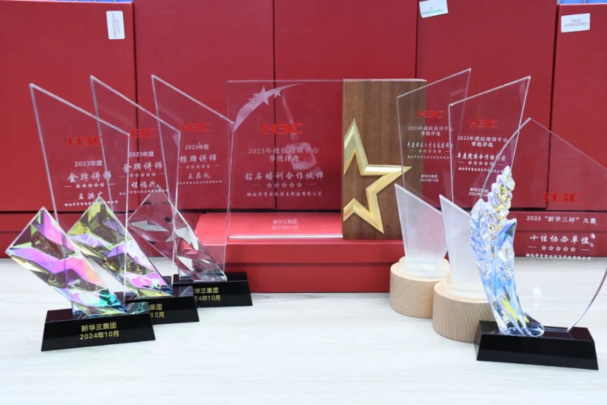 1762220401848695.jpg 7.jpg