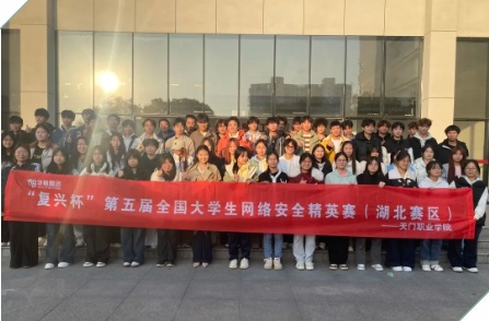 1765440475999945.jpg 5.jpg