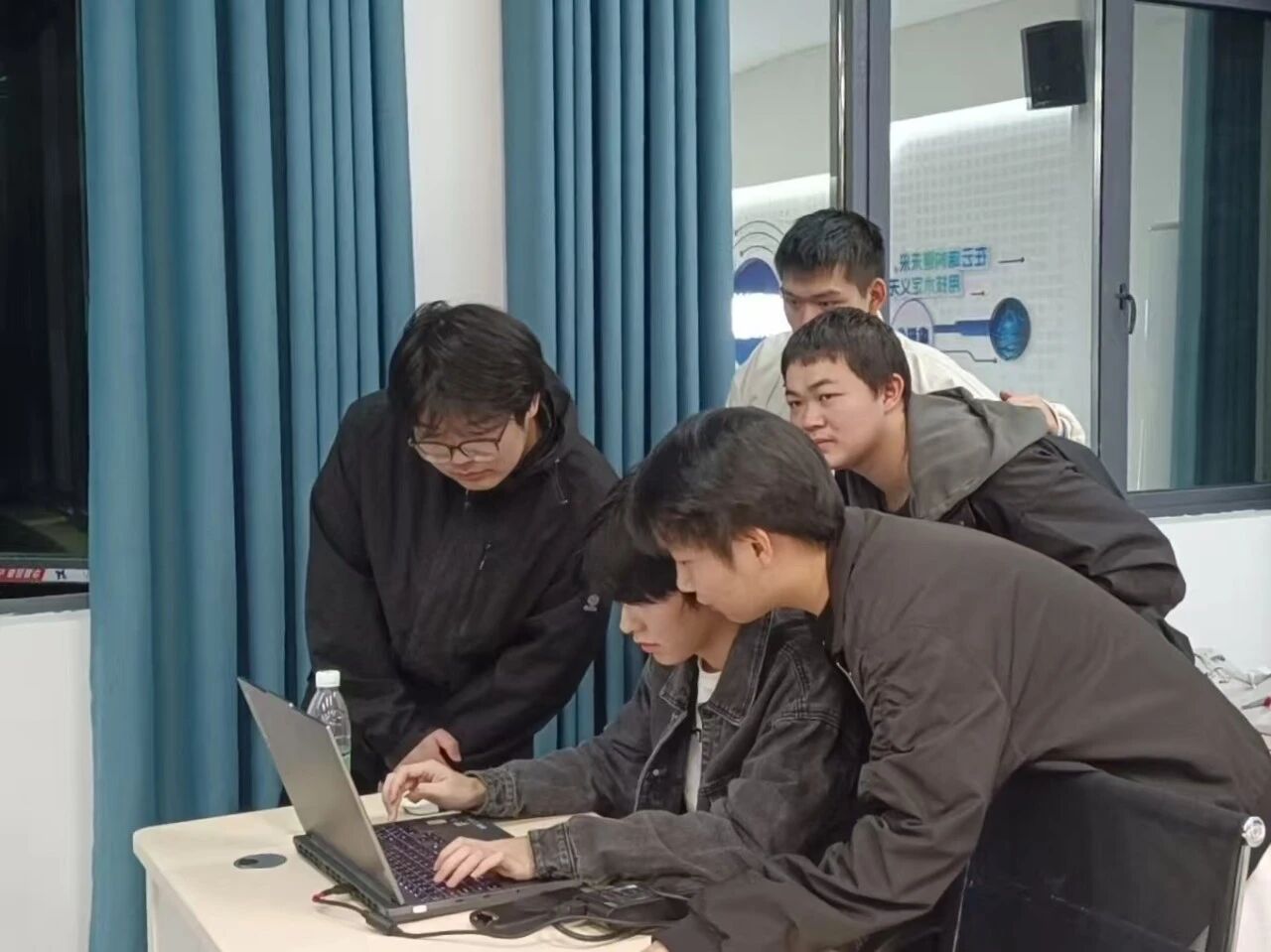 1769478409115004.jpg 1769478409115004.jpg